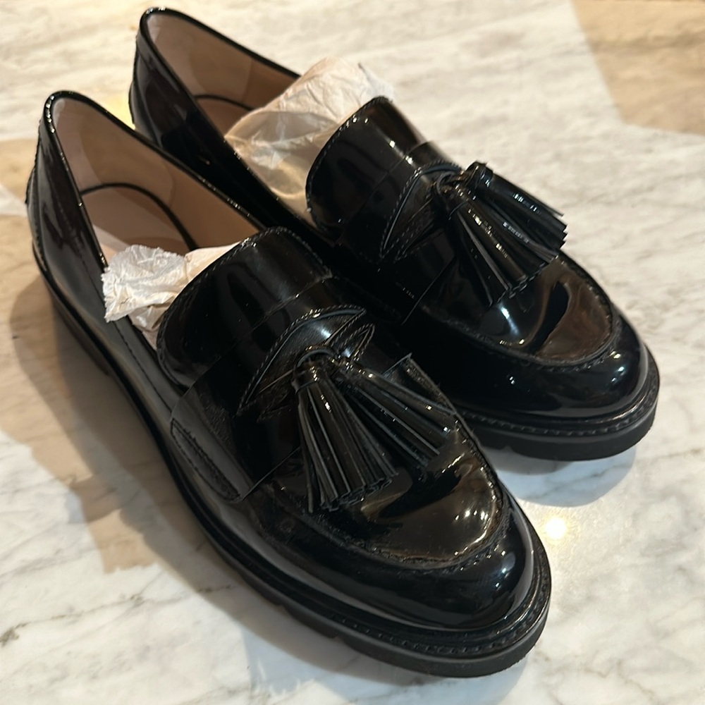 Stuart Wietzman black patent leather loafers NWOT
